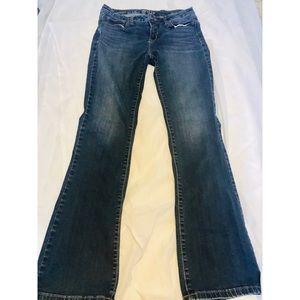 Boot cut jeans